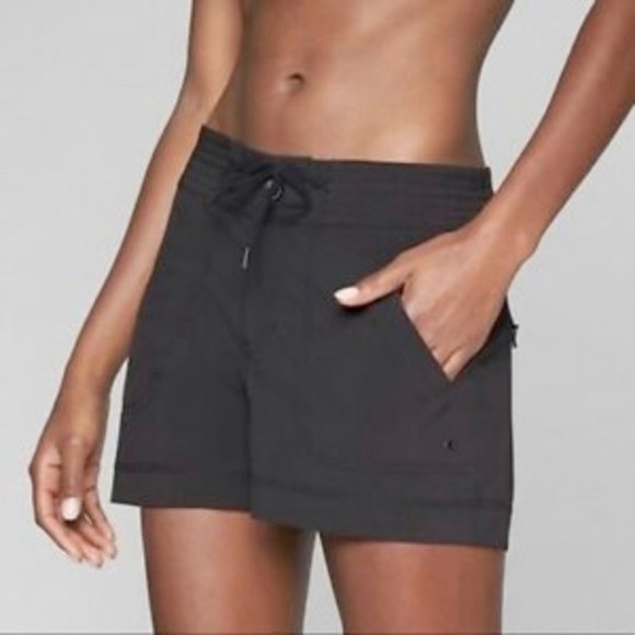 Athleta Pants - Athleta Rincon Black Board Shorts